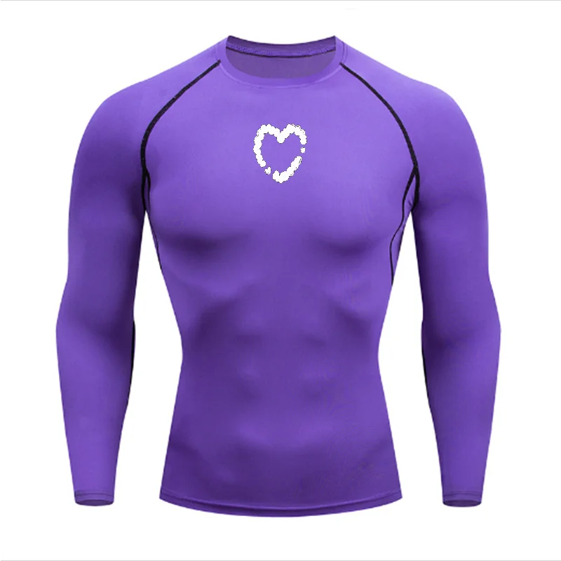 Women's Quick Dry Heart Shaped Sports T-shirt, Whimsical Cloud/Smoke Puffy White Pattern with Dotted Edge on Black Background