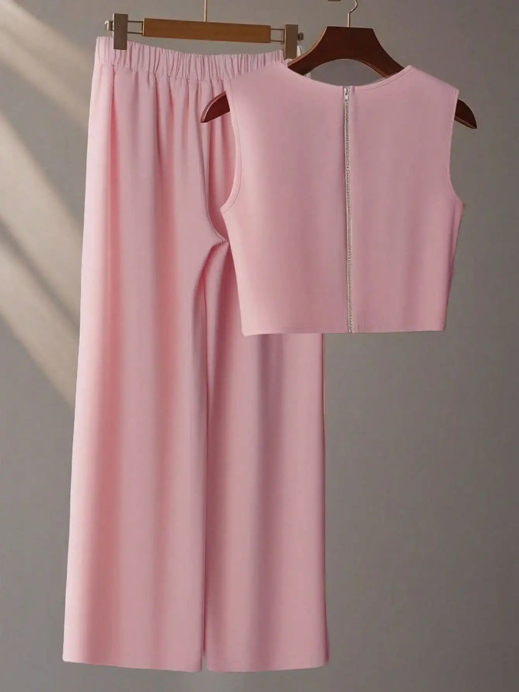 French High-Level Chic Three-Dimensional Beaded Sleeveless Tops Layered Wide-Leg Pants Trousers Summer Two Pieces Suits Ladies S